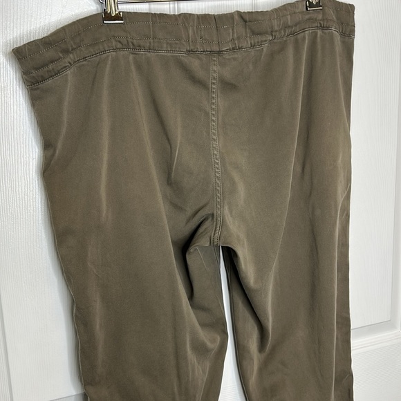 Aritzia TNA Jogger Pants Women's Medium Drawstring Pull On‎ Casual Athleisure - Picture 7 of 8